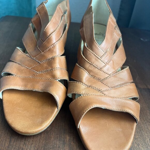 Amalfi by Rangoni - Leather Slip On Wedges - Picture 1 of 3